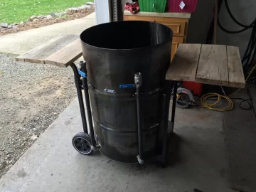 [Hearth.com] Ugly drum smoker!