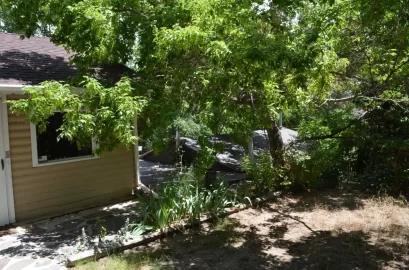 [Hearth.com] Boulder Retaining Wall Project