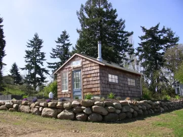 [Hearth.com] Boulder Retaining Wall Project