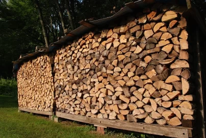 [Hearth.com] stacking wood! a second time