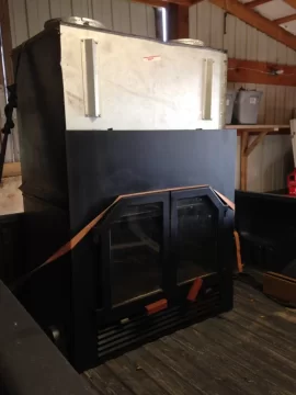 [Hearth.com] Anybody know the brand or model of this fireplace?