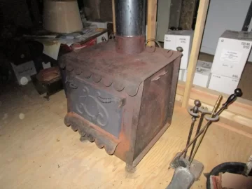 [Hearth.com] Is This Stove Safe/Repairable/Worth It?