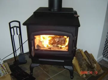 [Hearth.com] Regency F2400 in Flames