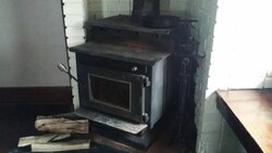 What kind and model of stove is this?