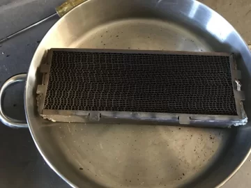 [Hearth.com] Cleaning a catalytic combustor with vinegar bath