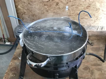 [Hearth.com] Cleaning a catalytic combustor with vinegar bath