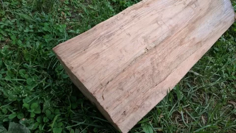 [Hearth.com] reddish wood ID?