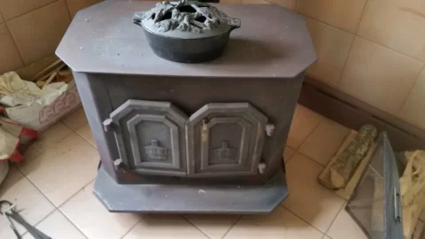 [Hearth.com] HELP 1979 garrison wood stove