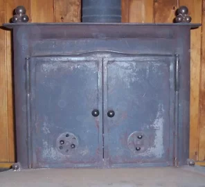 [Hearth.com] Cast Iron Stove that gets hot fast, and stays hot?