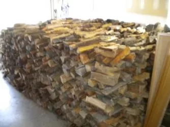 [Hearth.com] limited space to stack wood... show me your most efficient methods of stacking...