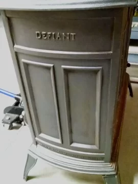 [Hearth.com] Painting a Defiant II with light surface rust