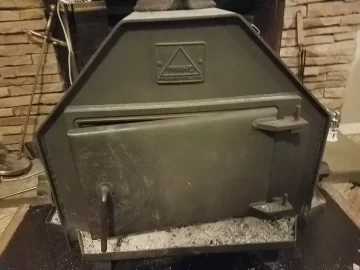 [Hearth.com] PYRAMID Wood stove???