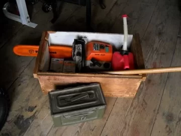 [Hearth.com] What do you do with your chainsaw tools?