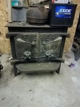 [Hearth.com] Grandma Bear wood stove from my family