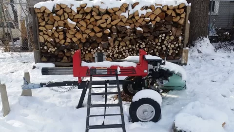 [Hearth.com] Simple pallet firewood rack