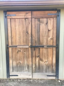 [Hearth.com] Interior sliding barn door