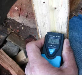 [Hearth.com] MOISTURE METER SAYS DRY BUT WOOD IS HISSING AND LEAKING