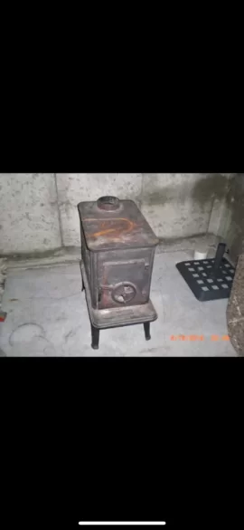 [Hearth.com] Help- can anyone identify this stove?