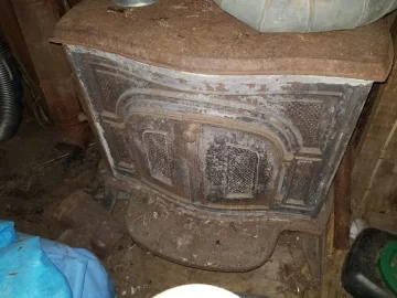 [Hearth.com] Can anyone help identify this stove