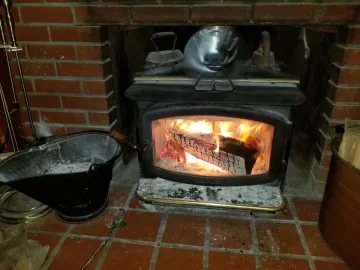 [Hearth.com] How the wood stove works?