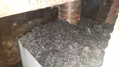 [Hearth.com] Chimney sweep says "There's your problem"