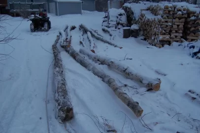 [Hearth.com] Few more logs in today, Snowing again pics