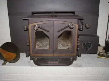 [Hearth.com] Is my mantle getting too hot?