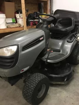 [Hearth.com] Sears LT-1000 Tractor- Replacing the old rotting rubber feet & rusting metal foot rests?