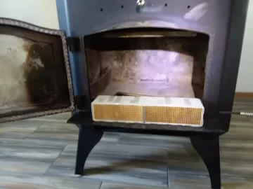 [Hearth.com] Cleaning a catalytic combustor with vinegar bath