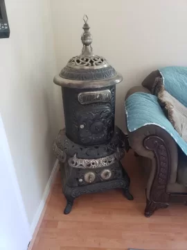 [Hearth.com] Anyone know the approximate year of this stove?