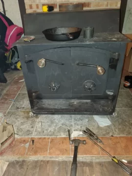 [Hearth.com] New to me Fisher woodstove