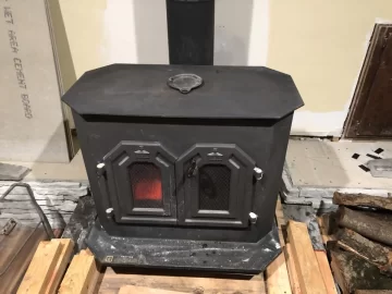 [Hearth.com] Help with Identification Please.