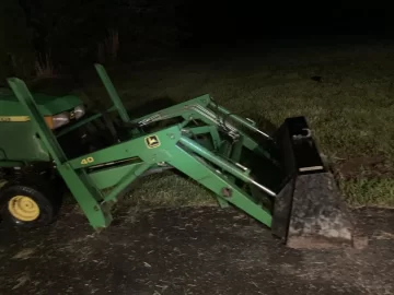 [Hearth.com] Front  end loader john deer 40 first time user. Need help.