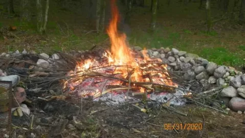 [Hearth.com] Outside Fireplace