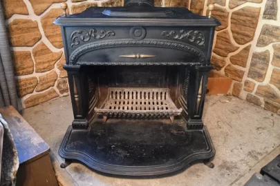 [Hearth.com] Help with identification and information