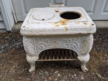 [Hearth.com] what is it?  old style outdoor stove?