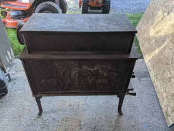 [Hearth.com] Found this in a Garage any idea what it is?