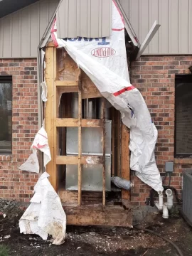 [Hearth.com] ID'ing type of fireplace, and potential insulation issues