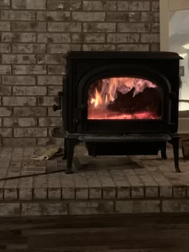 [Hearth.com] First fire this fall with the Jotul Oslo