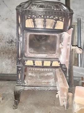 [Hearth.com] need help identifying old stove