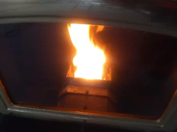 [Hearth.com] How to burn wood pellets in 2006 Auburn corn burner