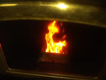 [Hearth.com] How to burn wood pellets in 2006 Auburn corn burner