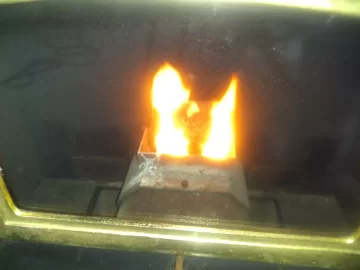 [Hearth.com] How to burn wood pellets in 2006 Auburn corn burner