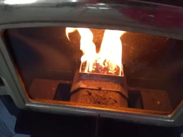 [Hearth.com] How to burn wood pellets in 2006 Auburn corn burner