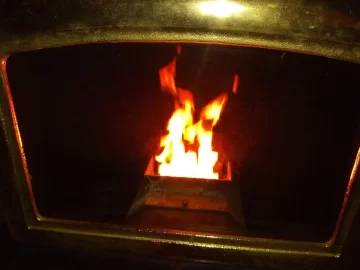 [Hearth.com] How to burn wood pellets in 2006 Auburn corn burner