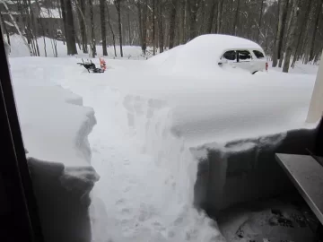 [Hearth.com] Big Nor’Easter this Tuesday - R u Ready?