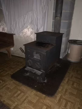 [Hearth.com] The Mountaineer Wood Stove