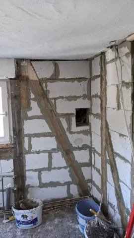 [Hearth.com] Stove pipe into a square hole in an old chimney