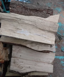 [Hearth.com] identify this wood please