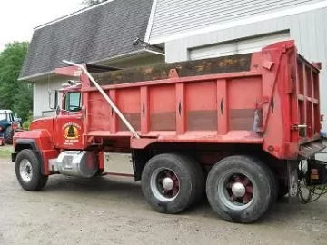 [Hearth.com] How much wood is in this truck?